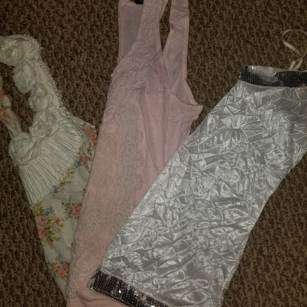 Set of 3 cute tank tops